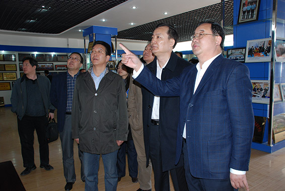 2 问鼎娱乐app(中国)官网下载入口